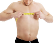 女性化乳房の悩みは、胸の膨らみだけにあらず