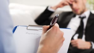 女性化乳房と健康保険の関係